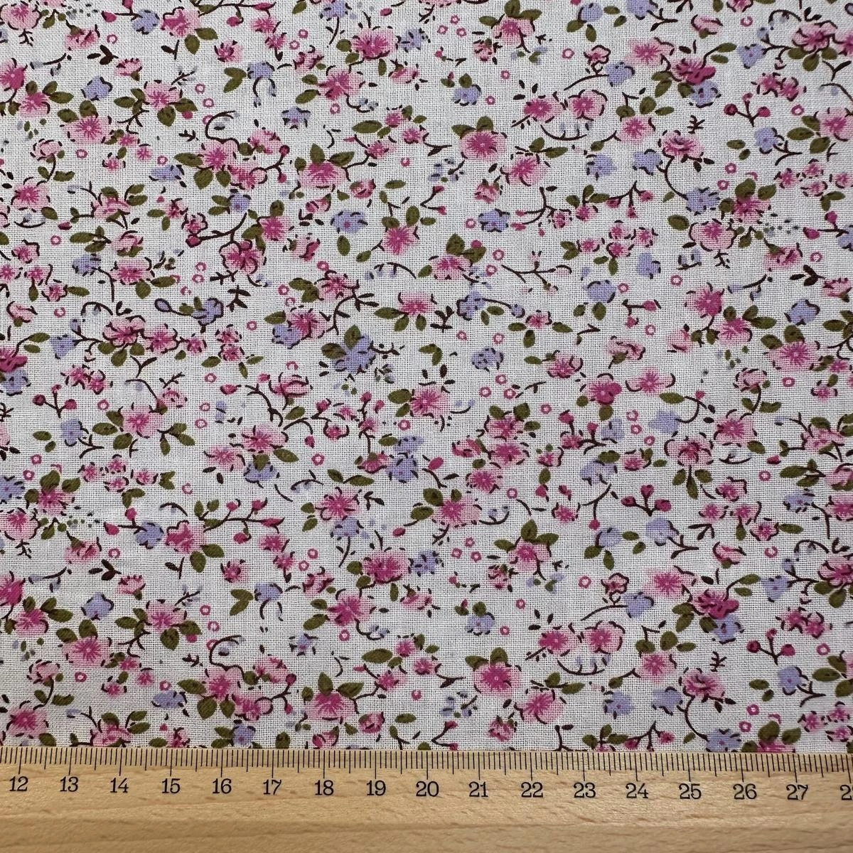 Růžová květinová