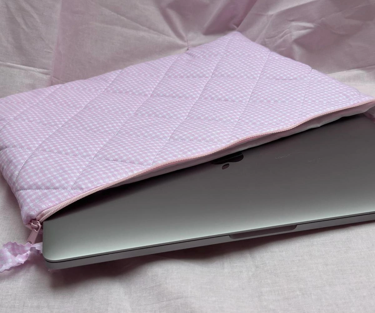Obal na notebook (Macbook)