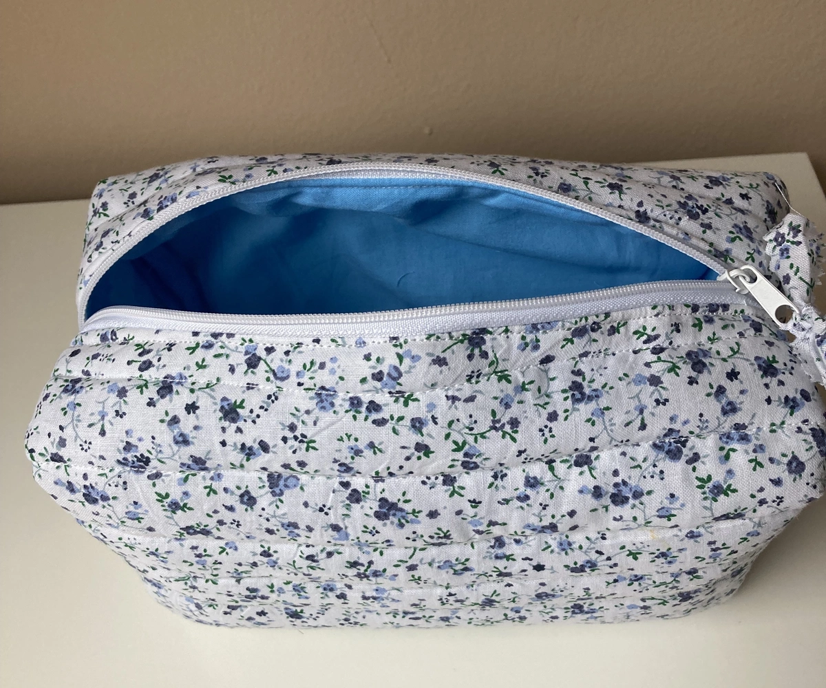 Střední kosmetická taštička