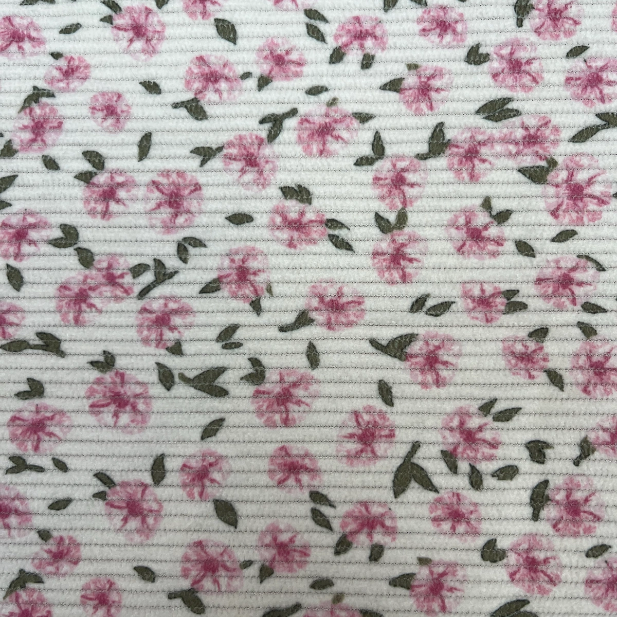 Květovaný manžestr