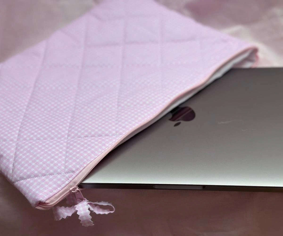 Obal na notebook (Macbook)